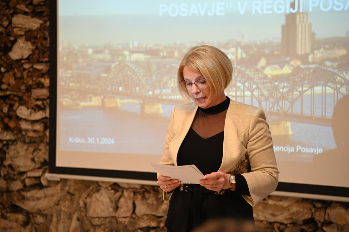Vlasta Stojak, Head of Cabinet at the Ministry of Cohesion and Regional Development, during the opening speech.